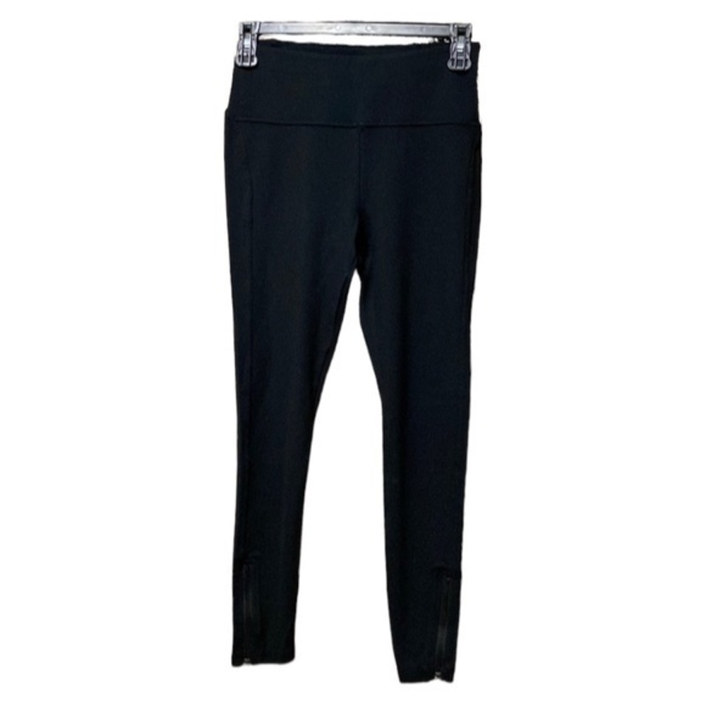 Fabletics Black Ankle‎ Zip Leggings